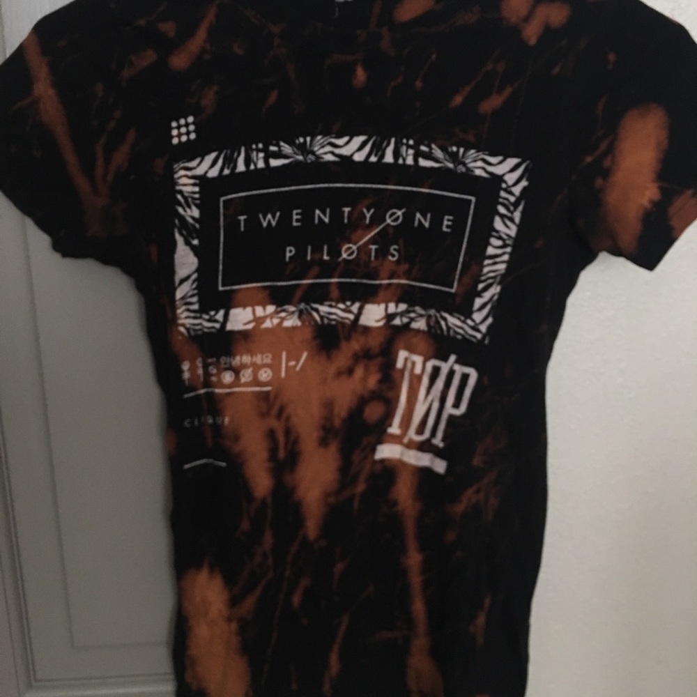 TØP BUNDLE - Picture 6 of 6